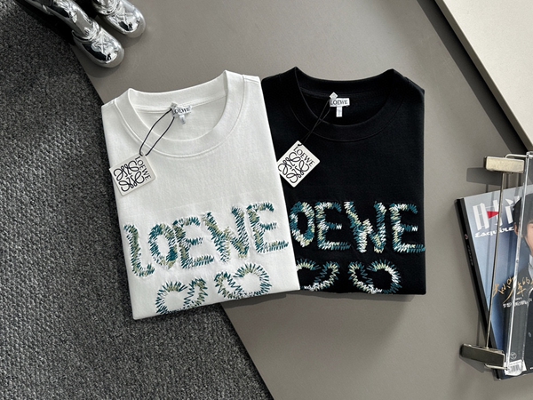 ブランドTシャツ全体デザイン